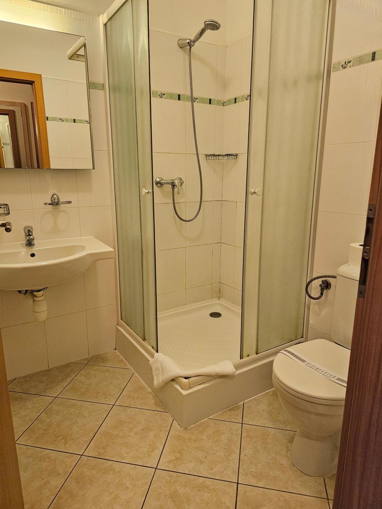 Hotel U Divadla Znojmo Luaran gambar
