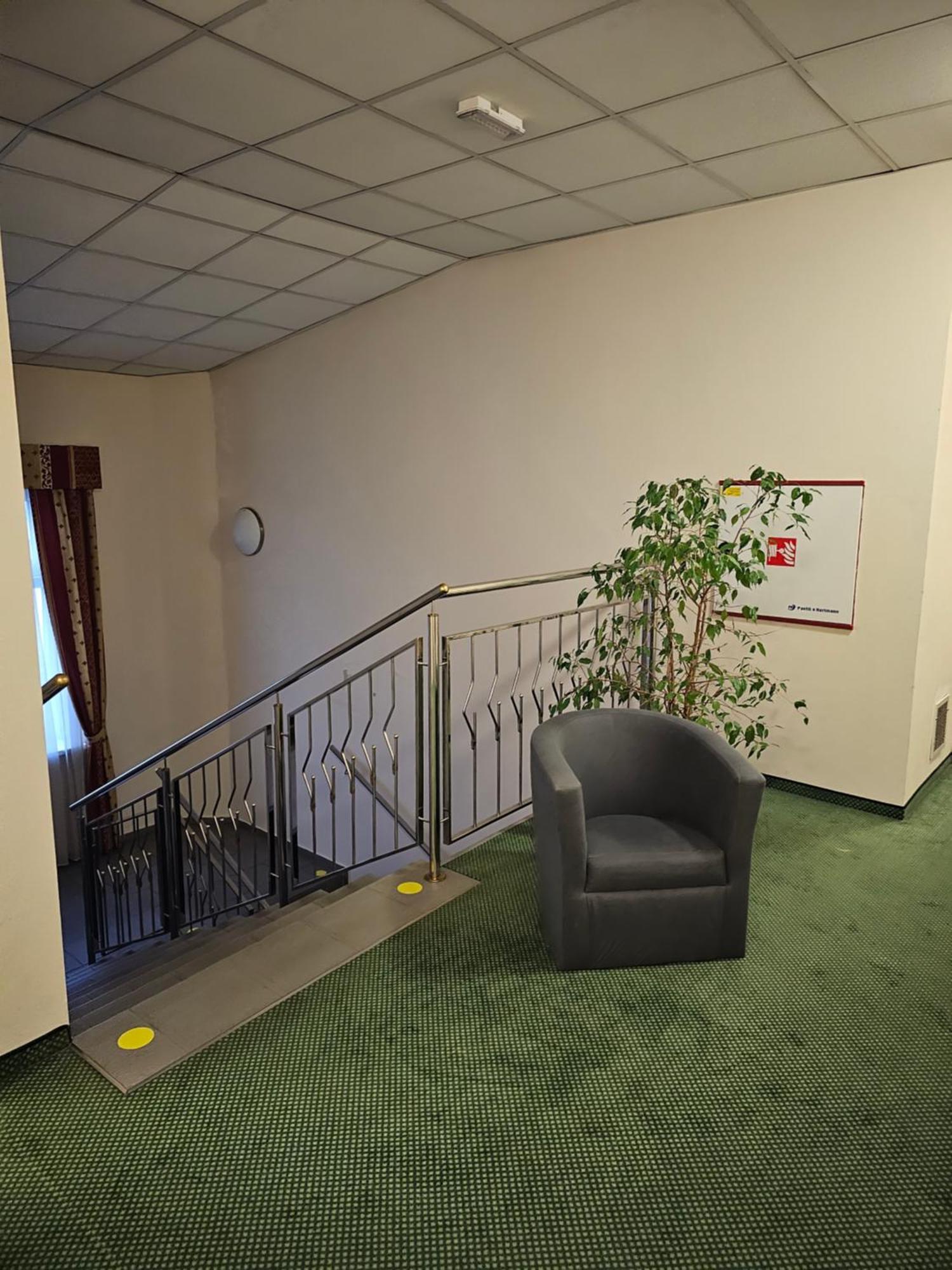 Hotel U Divadla Znojmo Luaran gambar